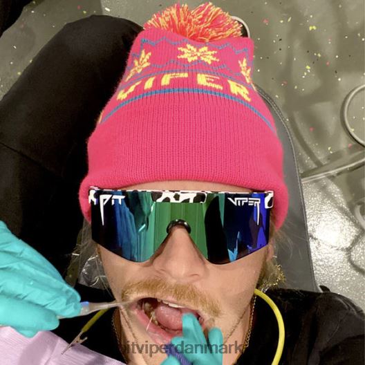 Pit Viper pom pom hue pink LNV8R8231